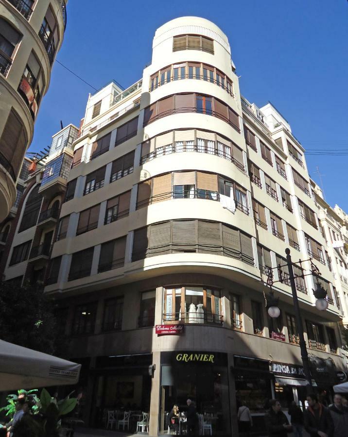 דירות ולנסיה Entre La Estacion Y El Ayuntamiento מראה חיצוני תמונה